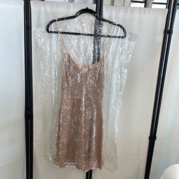 Journee  Dress Size Medium NWT - Picture 14 of 14